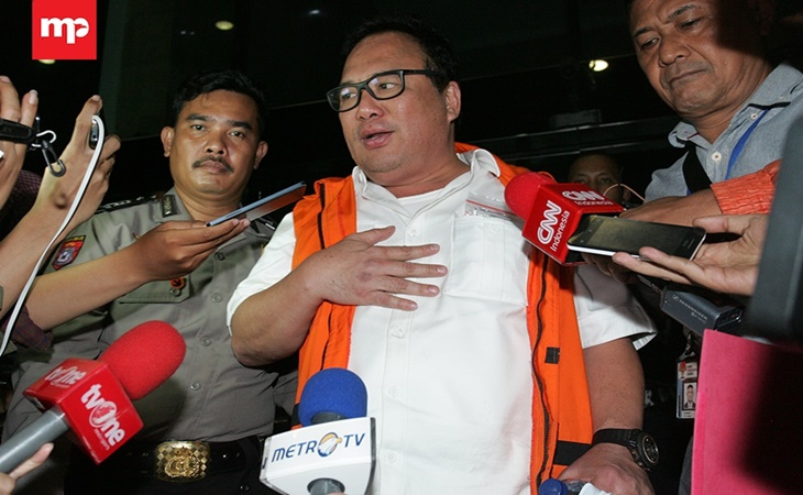Basuki Hariman dalam buku merahnya mencantumkan aliran dana ke Kapolri Jenderal Tito Karnavian