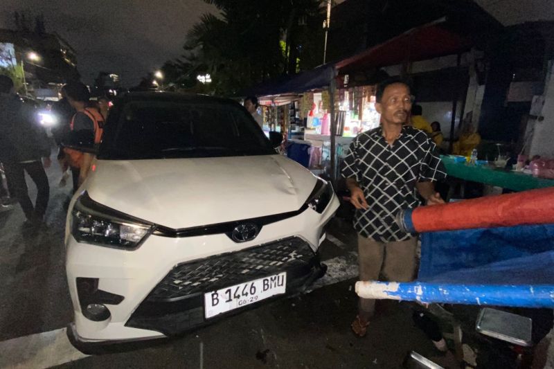 Sopir Tabrak Gerobak Sate di Patal Senayan Masih 17 Tahun, Polisi Cek Indikasi Nyetir Sambil Mabuk