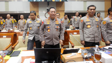 Raker Perdana Kapolri Listyo Sigit Prabowo dengan Komisi III DPR 