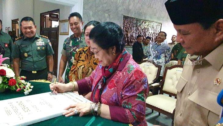 Resmikan Patung Sukarno di Akmil Magelang, Megawati Cerita Soal Pertanyaan Cucu-Cucu Sang Proklamator