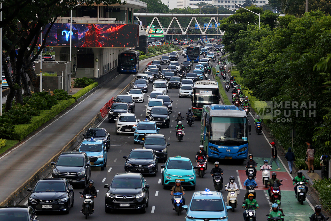 Hari Perdana WFH ASN, Kemacetan Jakarta Terurai saat Jam Pulang Kerja