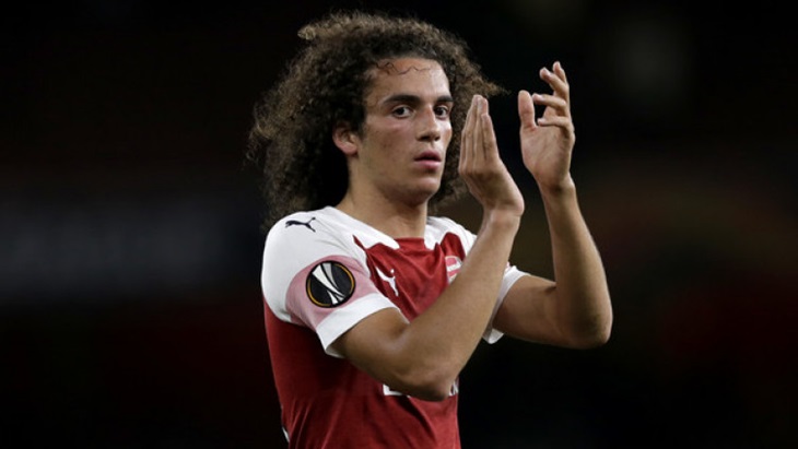 Punya Rambut Terbaik di Premier League, Pemain Muda Arsenal Sindir Eks MU