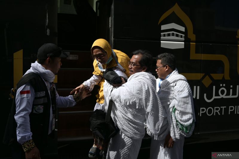 2.241 Bus Secara Bertahap Antar Jemaah Calon Haji Indonesia dari Madinah ke Makkah