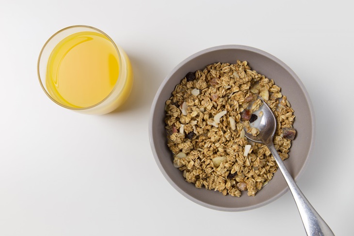Biji-bijian termasuk oatmeal