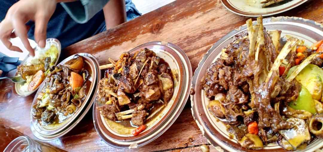 Bosan dengan Sate Kambing? Yuk, Buat Tengkleng Kambing Khas Solo