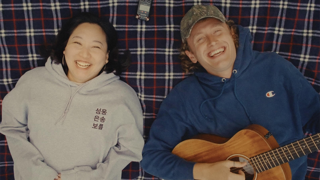 Jackson Lundy Ajak Sarah Kang Lari dari Ketakutan di ‘Runnin’