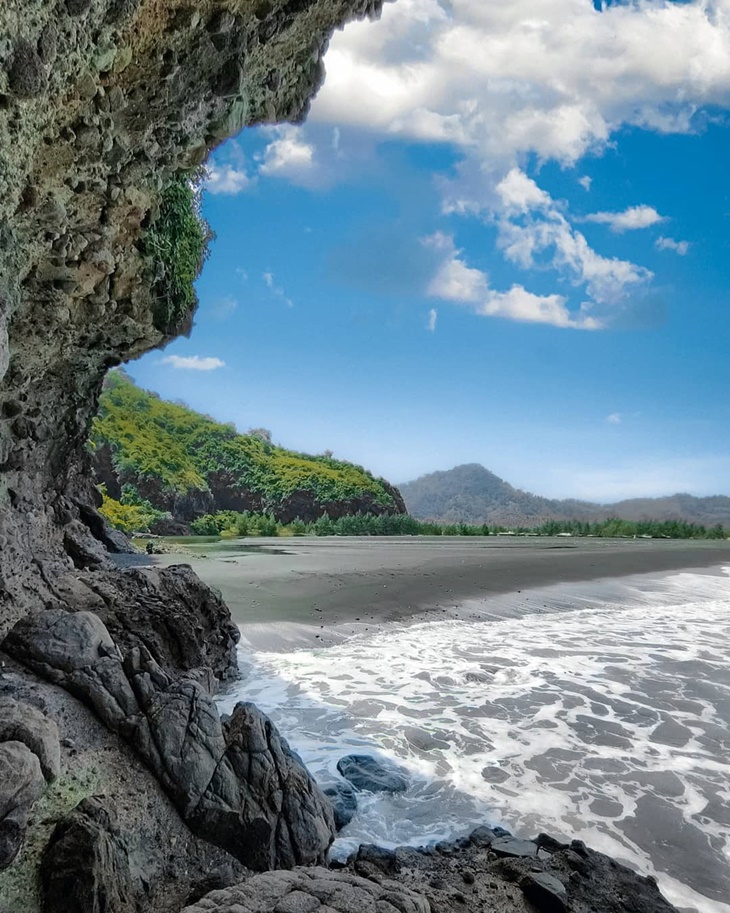 5 Destinasi Wisata di Lumajang, Cocok untuk Memanjakan Mata