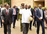 Presiden Uganda Pecat Kepala Polisi dan Menteri Pertahanan