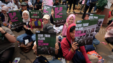 Aksi Piknik Nasional untuk Tagih 17+8 Tuntutan Rakyat Indonesia Berbenah di Gedung DPR