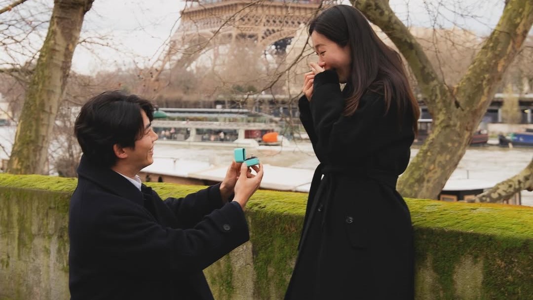 Taecyeon 2PM Diduga Telah Melamar Kekasihnya di Paris, Foto-Foto Lamanya Bikin Bingung karena Langsung Dihapus
