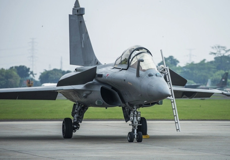 Penerbang Tempur TNI AU Raih 2000 Jam Terbang dengan Pesawat F-16