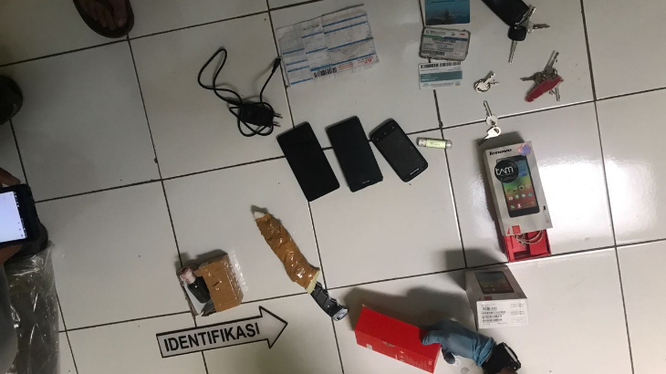 Polisi Geledah Tempat Pertemuan Terduga Teroris