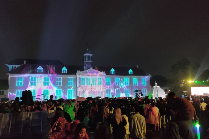 Kronologi Konser Kotak Dihentikan di Kota Tua Jakarta, Diduga Ada Menyebarkan Zat Kimia