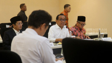 Rakor Menko PMK Pratikno dengan Kementerian dan Lembaga Bahas Program Prioritas  