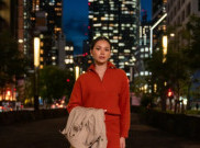 Tampil Chic Lewat Inspirasi Padu Padan Koleksi UNIQLO : C ala Alyssa Daguisé