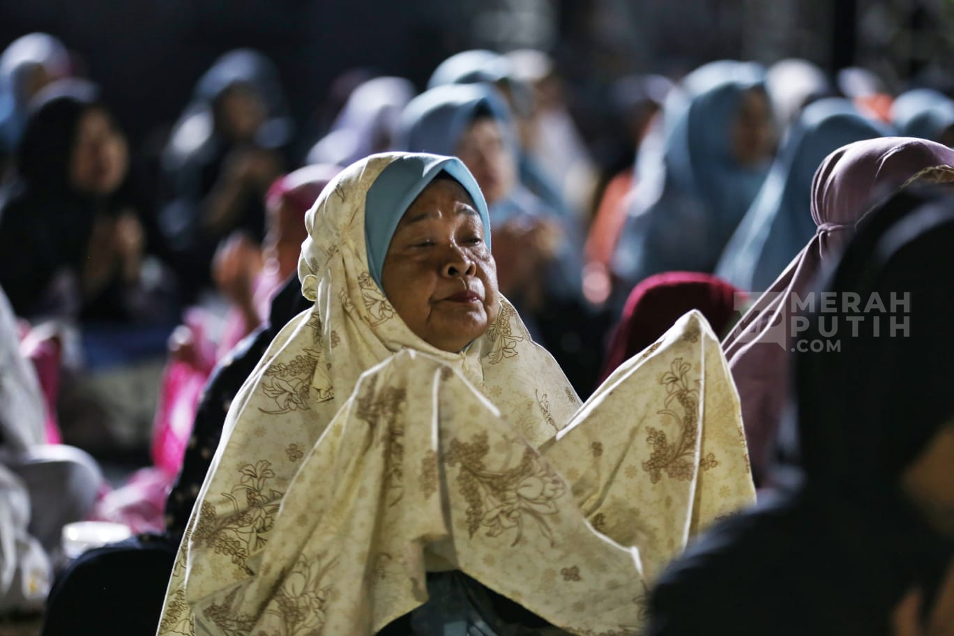 Solidaritas Warga Mengalir, Doa Dipanjatkan untuk Korban KRL di Stasiun Bekasi Timur