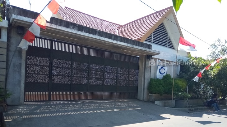 OTT Jaksa Jogja, KPK Segel Rumah Mewah Pasutri di Karanganyar