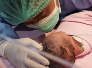 Perawatan Tepat Bayi dari Ibu Positif COVID-19