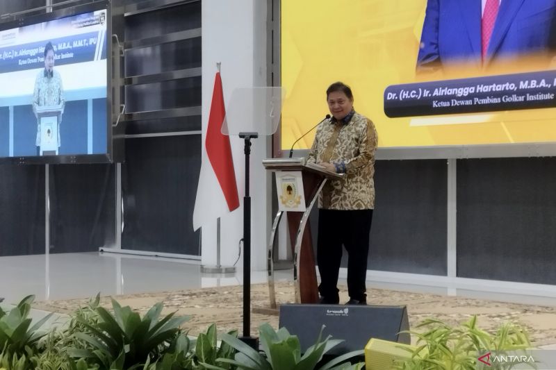 Lewat Buku, Golkar Tegaskan Posisi Poros Tengah Politik Indonesia
