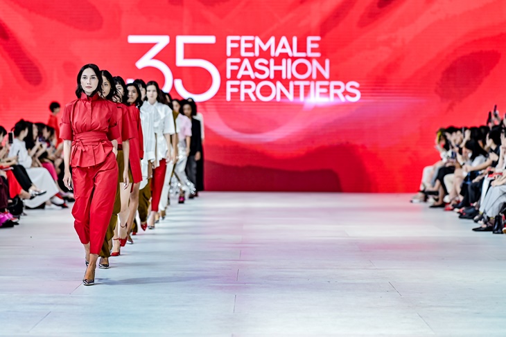 Jakarta Fashion Week 2024 Sukses Hadirkan Ratusan Desainer Ternama