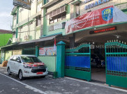Gibran Parkirkan Mobil Dinasnya di SMK Batik 2, Kepsek Minta Maaf