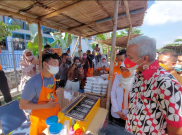 Ganjar Dorong Kemandirian Ekonomi ODGJ dengan Bantu Promosi dan Beli Produknya