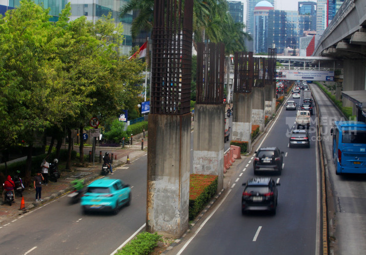 Tidak Ingin Timbul Masalah Hukum dalam Pembongkaran Tiang Monorel Mangkrak, Gubernur Pramono Surati Kajati DKI