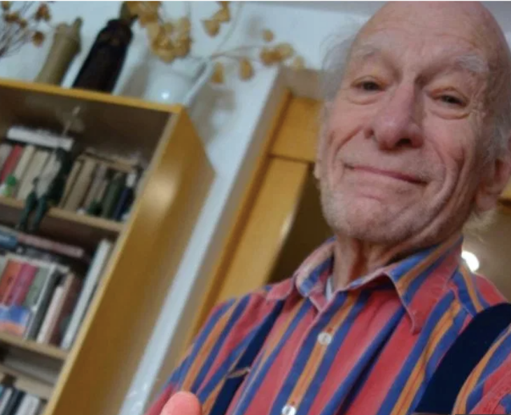 Gene Deitch mengunggah selfie lima hari sebelum kematiannya. (Foto: The Sun)
