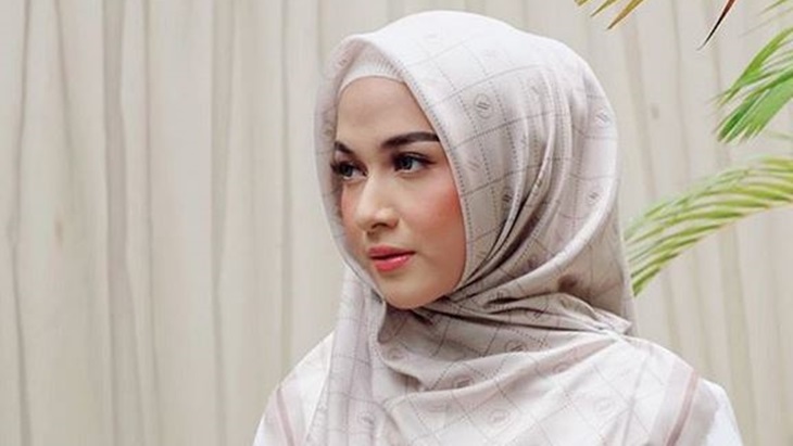 Nina Zatulini Pilih Mobile Banking untuk Penuhi Kebutuhan Harian