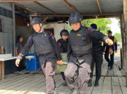 Tim Brimob Amankan Temuan Bom Militer di Tanjungbalai
