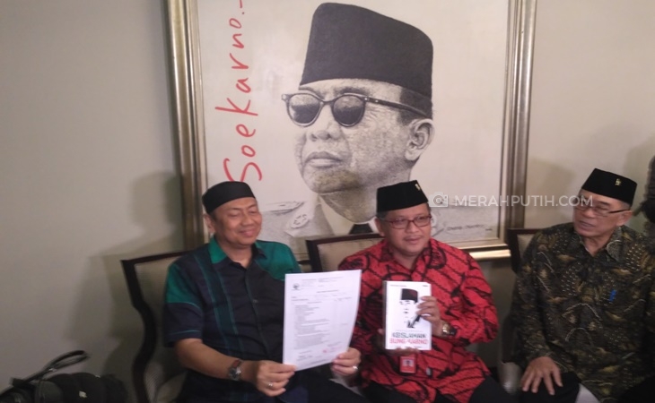 Kapitra Ampera daftarkan diri sebagai caleg PDIP