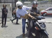 Ini Alasan Anies Urus SKCK Naik Motor