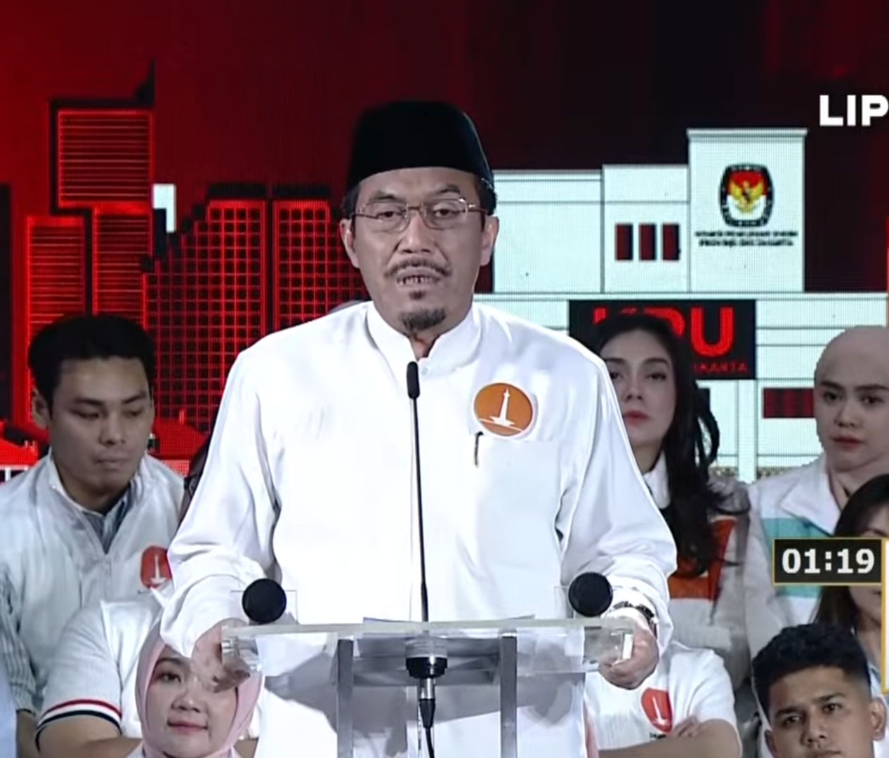 Cawagub Suswono Tak Setuju Pemprov DKI Tarik Uang Sampah ke Warga pada 2025