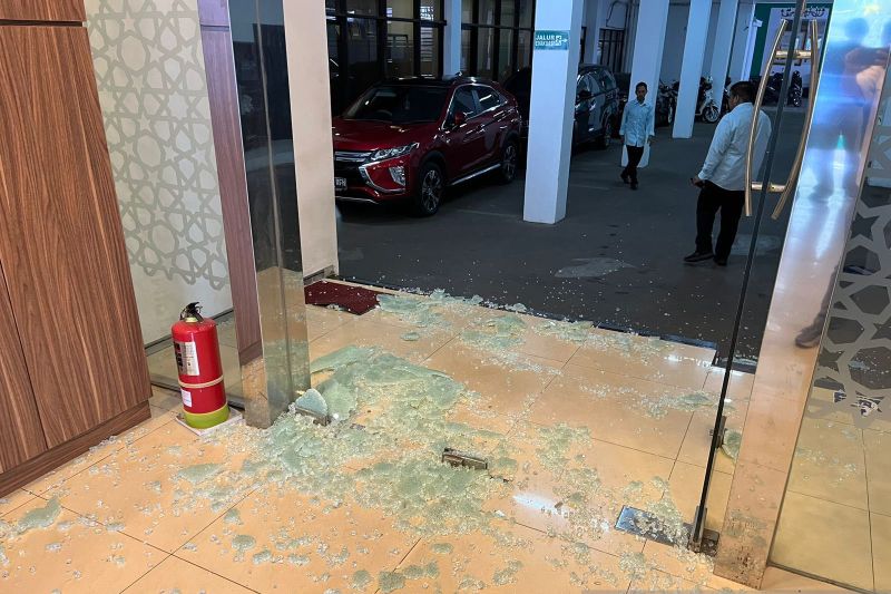 Polda Metro Jaya Minta Bantuan Densus 88 Selidiki Identitas Pelaku Penembakan Kantor MUI