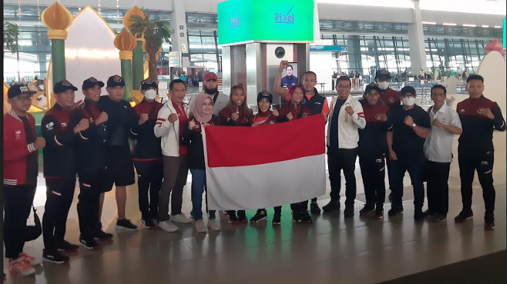 Berangkat ke Vietnam, Tim Kickboxing Optimis dan Siap Nikmati Setiap Pertandingan