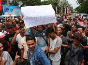 Mogok Massal Pengemudi Angkot di Kota Tangerang