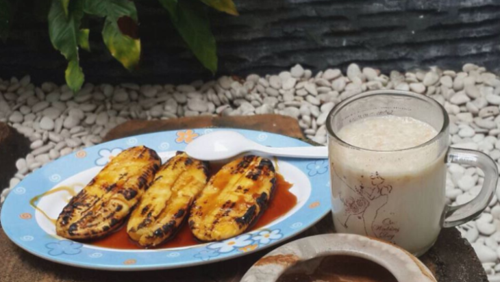 Manis dan Hangat Pisang Epe, Camilan Nikmat Khas Makassar