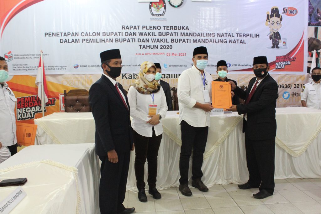 Usia 27 Tahun, Atika Azmi Utammi Jadi Wabup Perempuan Termuda