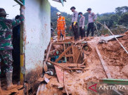 Longsor di Natuna: 15 Orang Tewas, 35 Warga Masih Hilang
