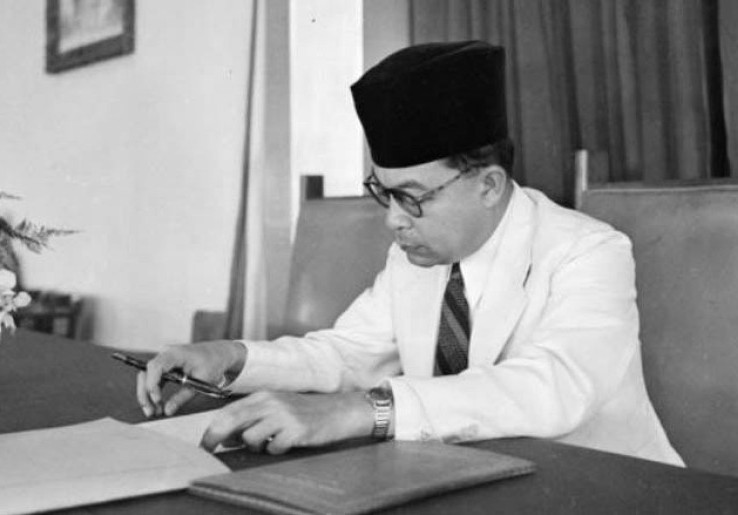Yudi Latif Beberkan 'Islam Garam' dan Bukan 'Islam Gincu' ala Bung Hatta