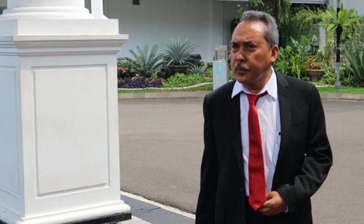 Anggota Dewas KPK Syamsuddin Haris mengaku pihaknya sedang menyusun SOP Pimpinan dan pegawai KPK