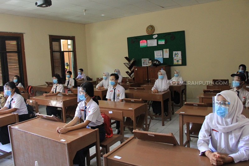 Di Awal November, Solo Mulai Uji Coba Masuk Sekolah