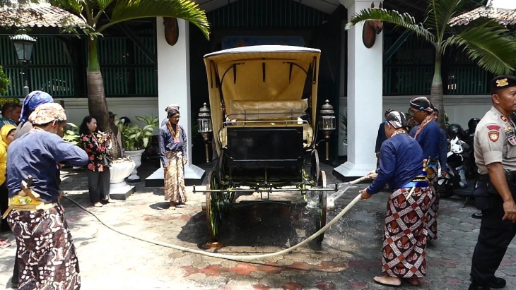 Jamasan dilakukan setahun sekali (Foto: MP/Teresa Ika)