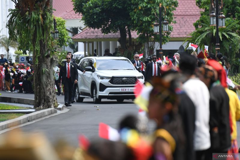 Jokowi Pakai Innova Mirip Paus, Istana Jelaskan Biasa Dipakai Saat Penyamaran