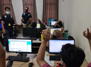 Polisi Gerebek Kantor Pinjol Ilegal di Kamar Indekos Cengkareng