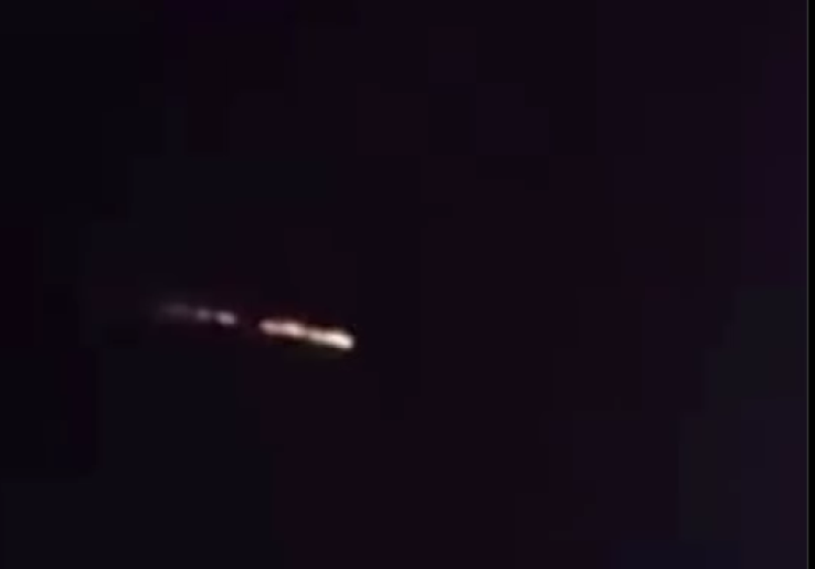 Meteor Jatuh di Cirebon 5 Oktober 2025: Warga Dengar Dentuman Keras