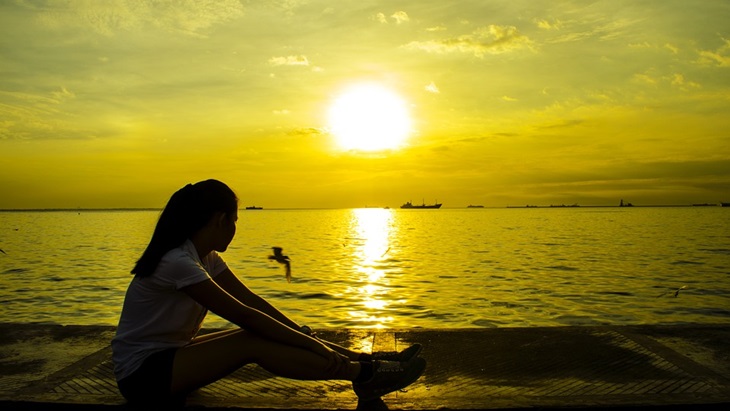 Mandi Matahari dan Makan Sedikit. (Pixabay/bngdesigns)