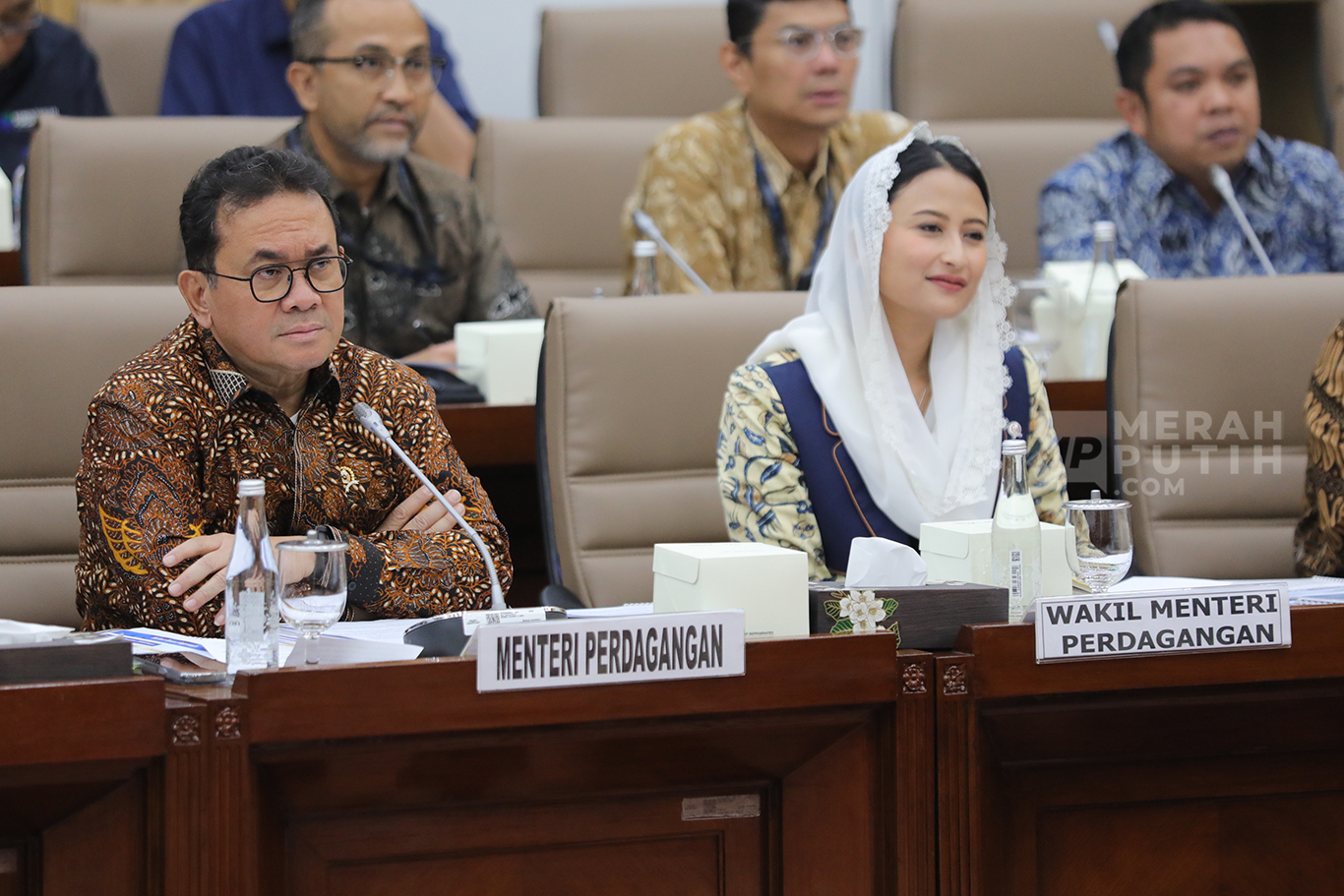 Raker Mendag dengan Komisi VI DPR Bahas Anggaran Tahun 2025