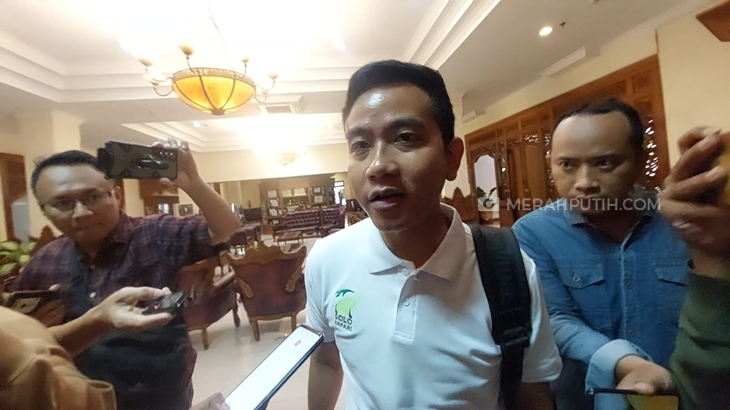 Bawaslu DKI Bakal Panggil Gibran Buntut Bagi-Bagi Susu di CFD