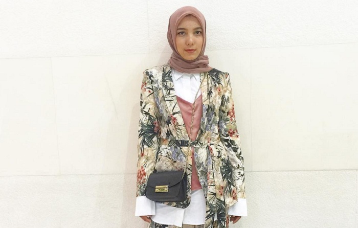 Instagram @jenaharanasution